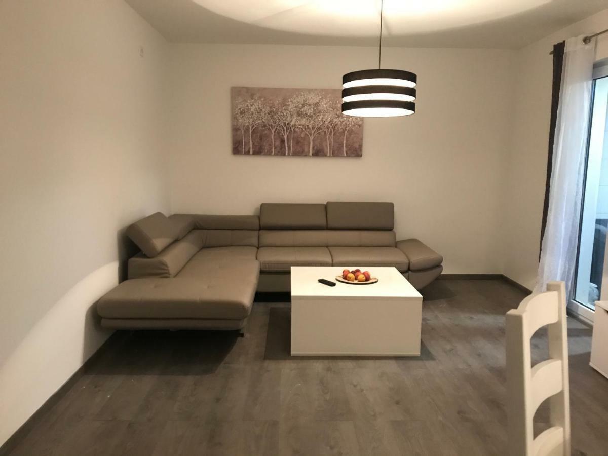 Apartments M&E Mokosica Bagian luar foto